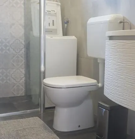 Apartamento Downtown Garden Lovište